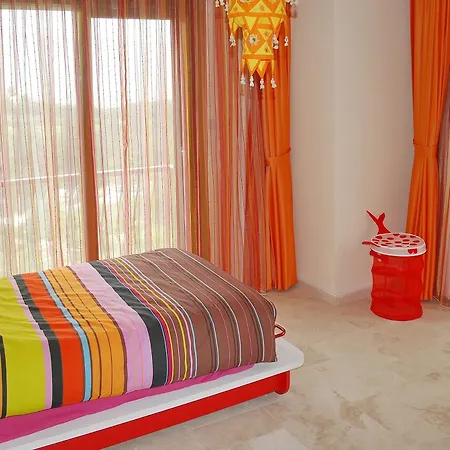 Spacious 4-bedroom House In With Swimming Pool And Several T * 库萨达斯